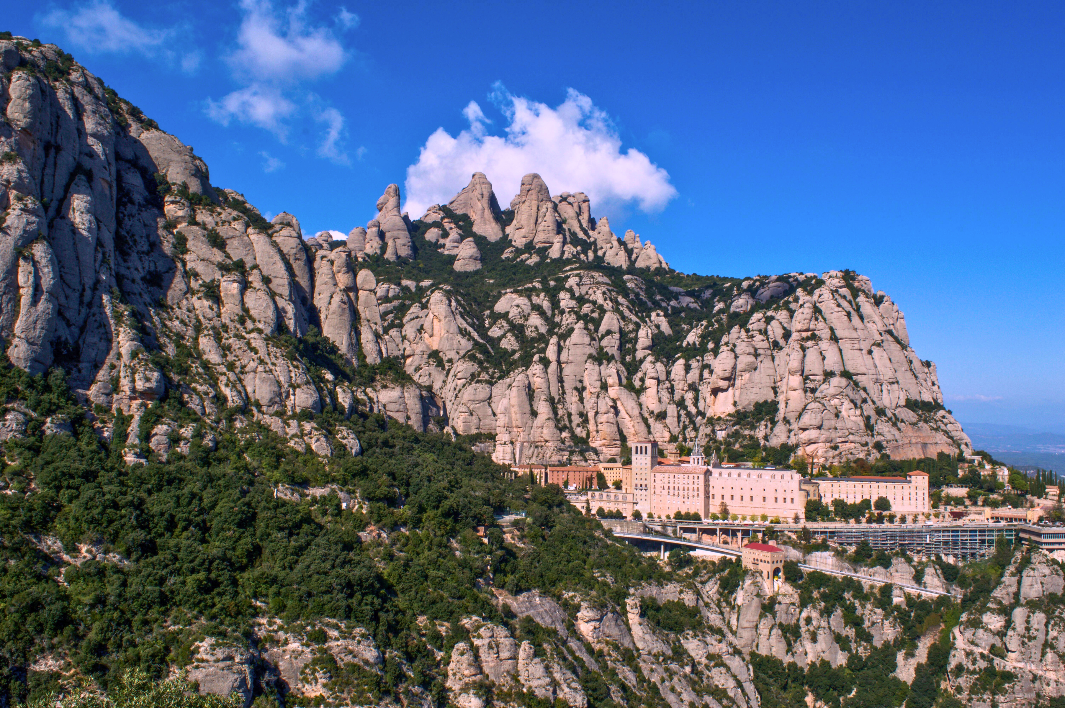 🏞️ ტური მონსერატზე